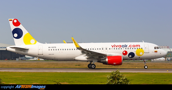 Airbus A320-214 Airbus A320-214