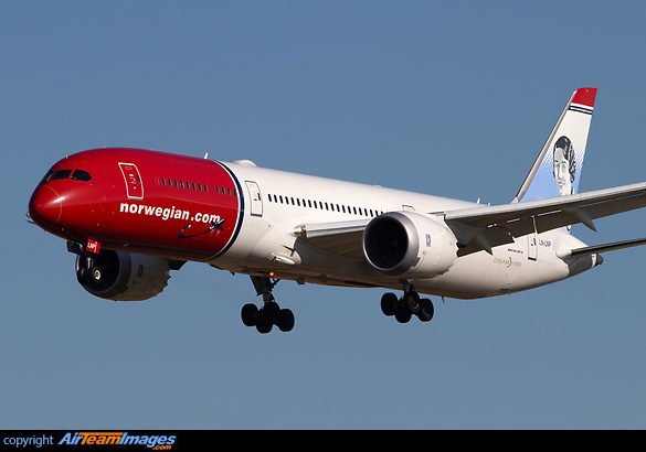 Boeing 787-9 Dreamliner Boeing 787-9 Dreamliner