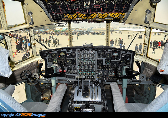 Lockheed C-130E Hercules Lockheed C-130E Hercules