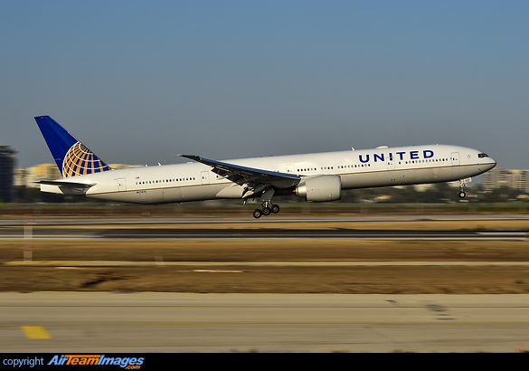 Boeing 777-322/ER Boeing 777-322/ER