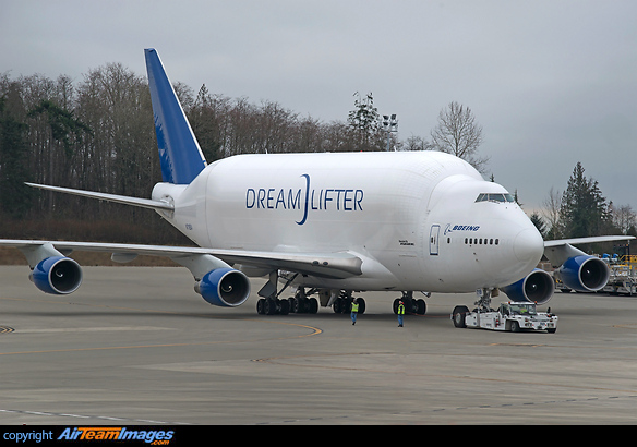 Boeing 747-400LCF Dreamlifter Boeing 747-400LCF Dreamlifter