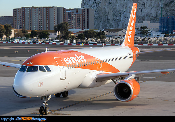 Airbus A320-214 Airbus A320-214