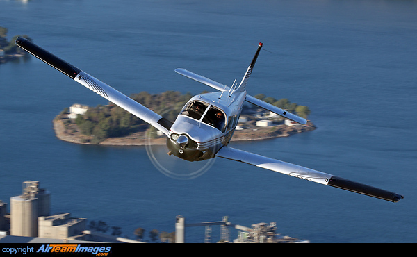Piper PA-32R-301 Saratoga SP Piper PA-32R-301 Saratoga SP