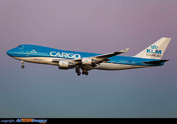 "Leeuwin" has been painted into the new livery since early February 2019, and is the first plane in the KLM Cargo fleet to adopt the new KLM Cargo logo. Boeing 747-406F/ER/SCD