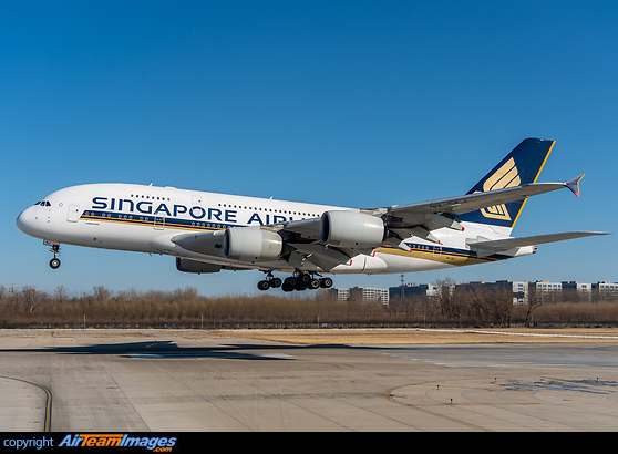 Airbus A380-841