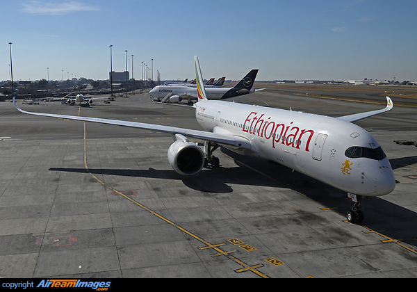 Airbus A350-941 Airbus A350-941