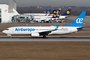 Boeing 737-85P