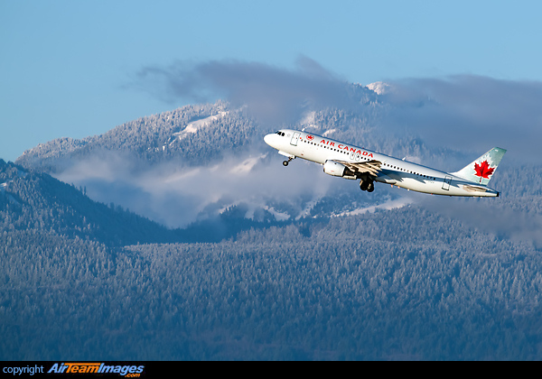 Airbus A320-211 Airbus A320-211