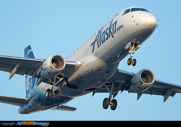 Embraer ERJ-175LR Embraer ERJ-175LR