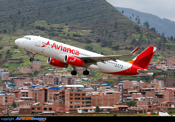Airbus A320-233