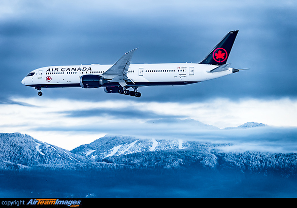Boeing 787-9 Dreamliner