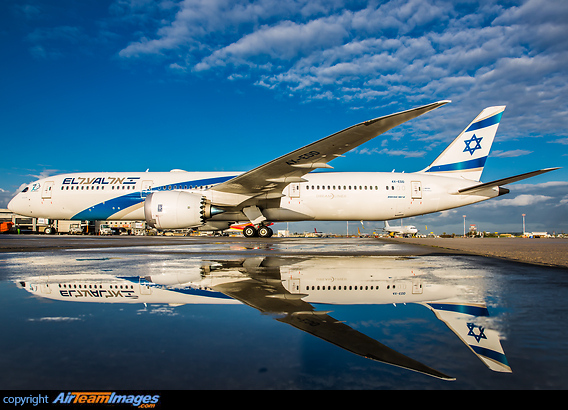 Boeing 787-9 Dreamliner