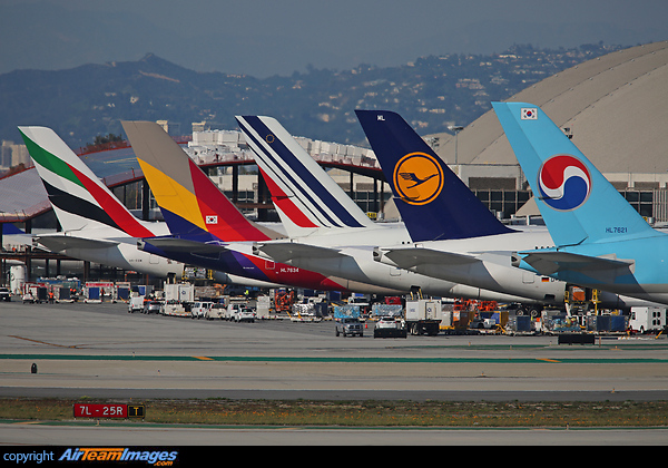 Airbus A380-861