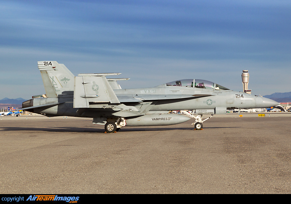 Boeing F/A-18F Super Hornet Boeing F/A-18F Super Hornet