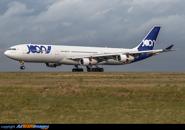 Airbus A340-313X