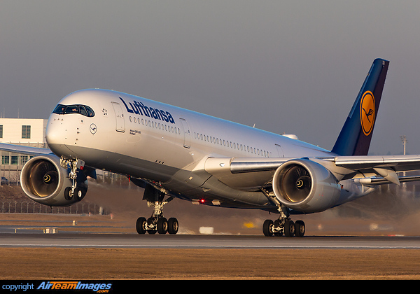 Airbus A350-941