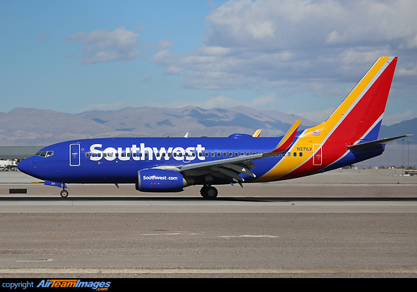 Boeing 737-705 Boeing 737-705