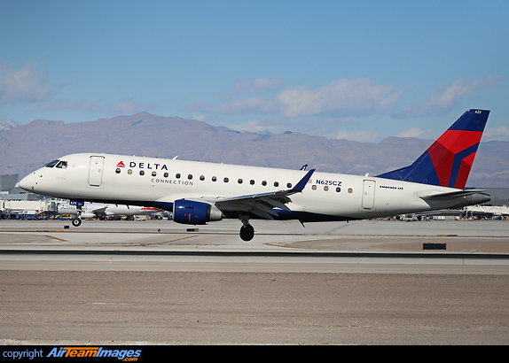 Embraer ERJ-175LR Embraer ERJ-175LR