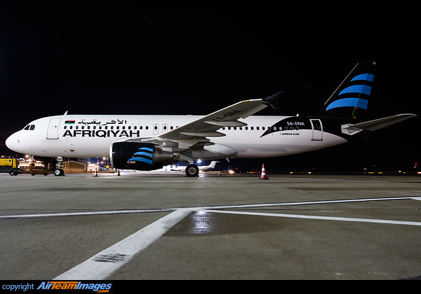 Airbus A320-214 Airbus A320-214