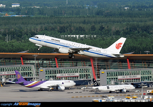 Airbus A320-214 Airbus A320-214