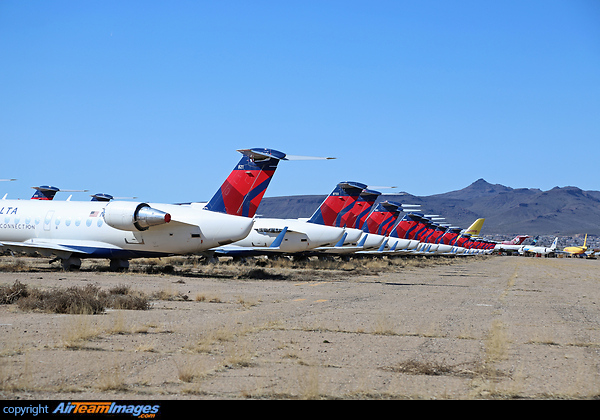 Bombardier CRJ-100ER Bombardier CRJ-100ER