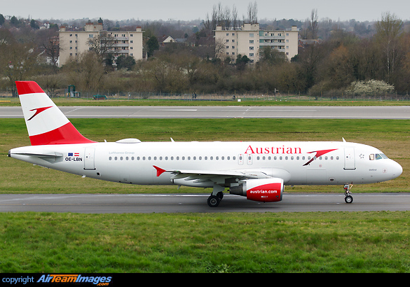 Airbus A320-214 Airbus A320-214