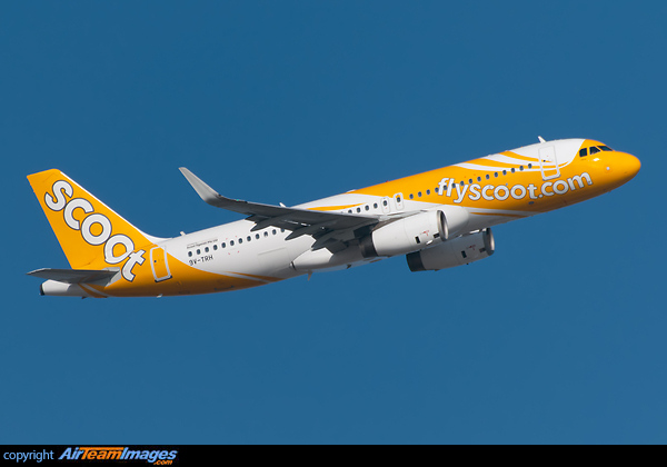 Airbus A320-232 Airbus A320-232