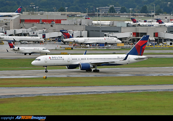 Boeing 757-232 Boeing 757-232