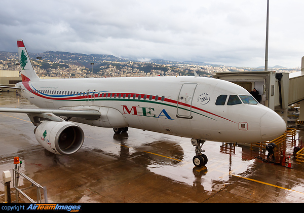 Airbus A320-214 Airbus A320-214