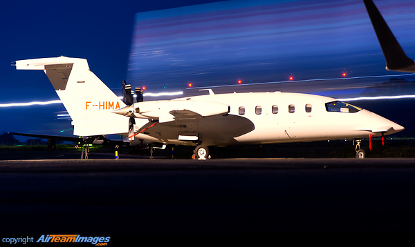 Piaggio P-180 Avanti Piaggio P-180 Avanti