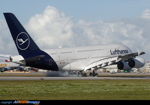 Airbus A380-841 Airbus A380-841