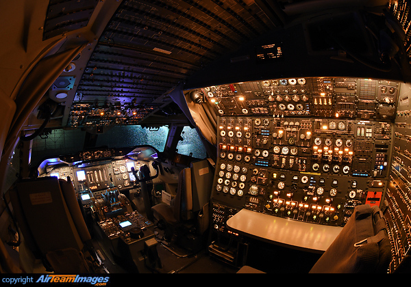 Boeing 747-21AC/SCD Boeing 747-21AC/SCD