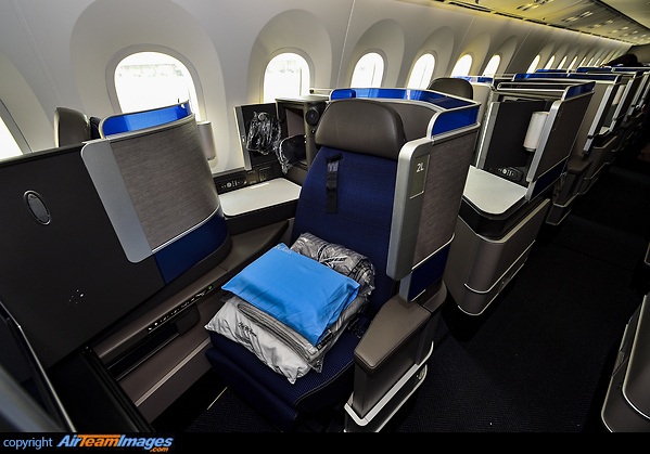 Boeing 787-10 Dreamliner Boeing 787-10 Dreamliner