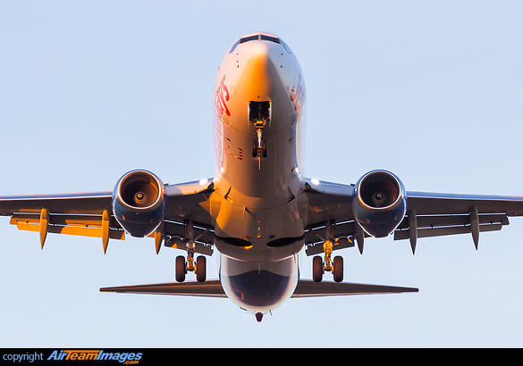 Boeing 737-8MG Boeing 737-8MG