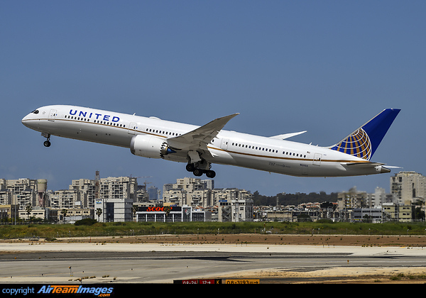 Boeing 787-10 Dreamliner Boeing 787-10 Dreamliner