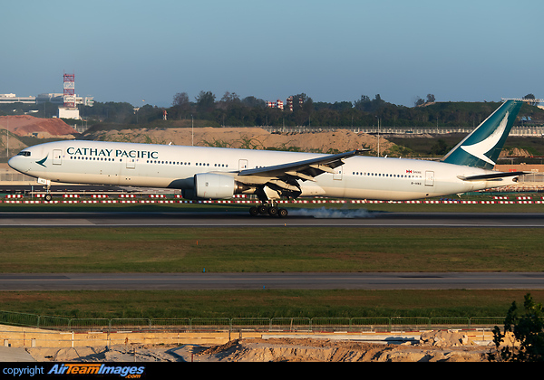 Boeing 777-367 Boeing 777-367