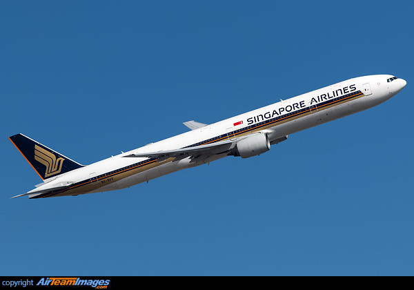 Boeing 777-312 Boeing 777-312