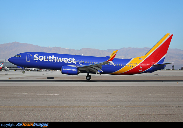 Boeing 737-8H4 Boeing 737-8H4