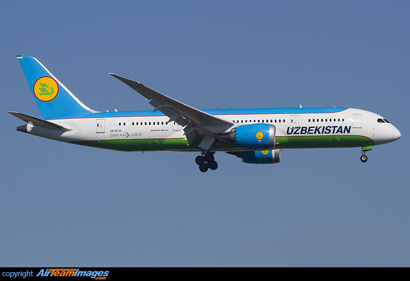 Boeing 787-8 Dreamliner Boeing 787-8 Dreamliner