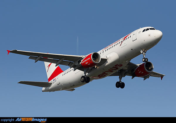 Airbus A320-216 Airbus A320-216