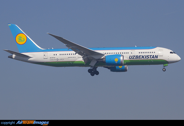 Boeing 787-8 Dreamliner Boeing 787-8 Dreamliner