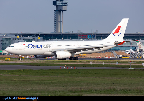 Airbus A330-243 Airbus A330-243