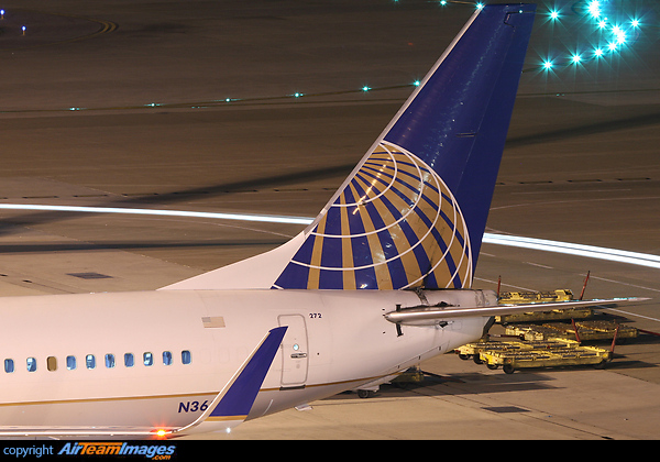 Boeing 737-824 Boeing 737-824