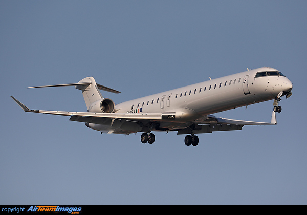 Bombardier CRJ-900LR Bombardier CRJ-900LR