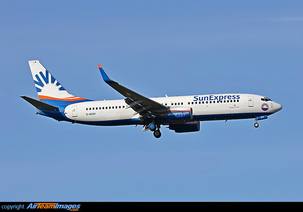 Boeing 737-86Q