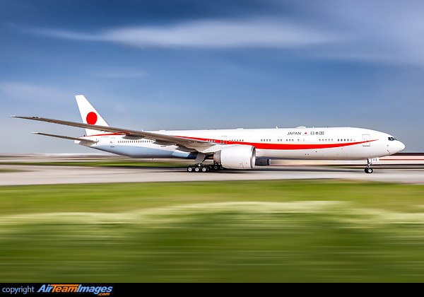 Boeing 777-3SB/ER Boeing 777-3SB/ER
