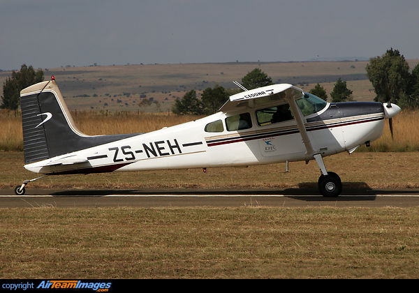 EAA Convention and Fly-In 2019, Vryheid. Cessna 180 Skywagon