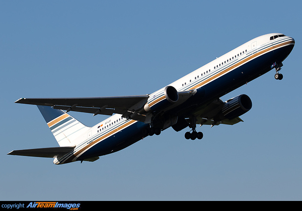 Boeing 767-35D/ER Boeing 767-35D/ER