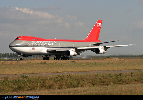 Boeing 747-251B Boeing 747-251B