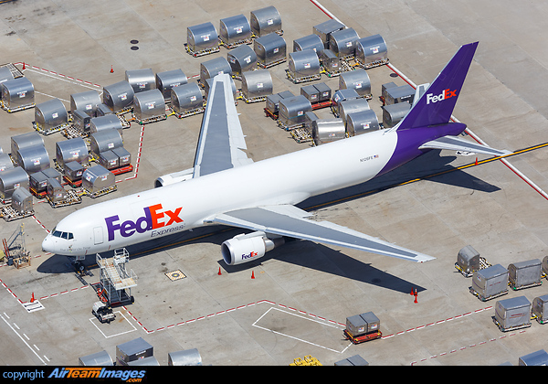 Boeing 767-3S2F/ER Boeing 767-3S2F/ER